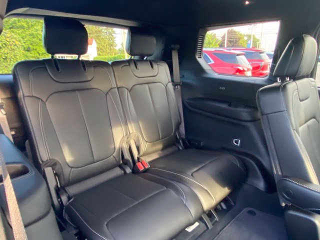 Used 2025 Jeep Grand Cherokee L Limited w/ Luxury Tech Group II AWD/4WD image 23
