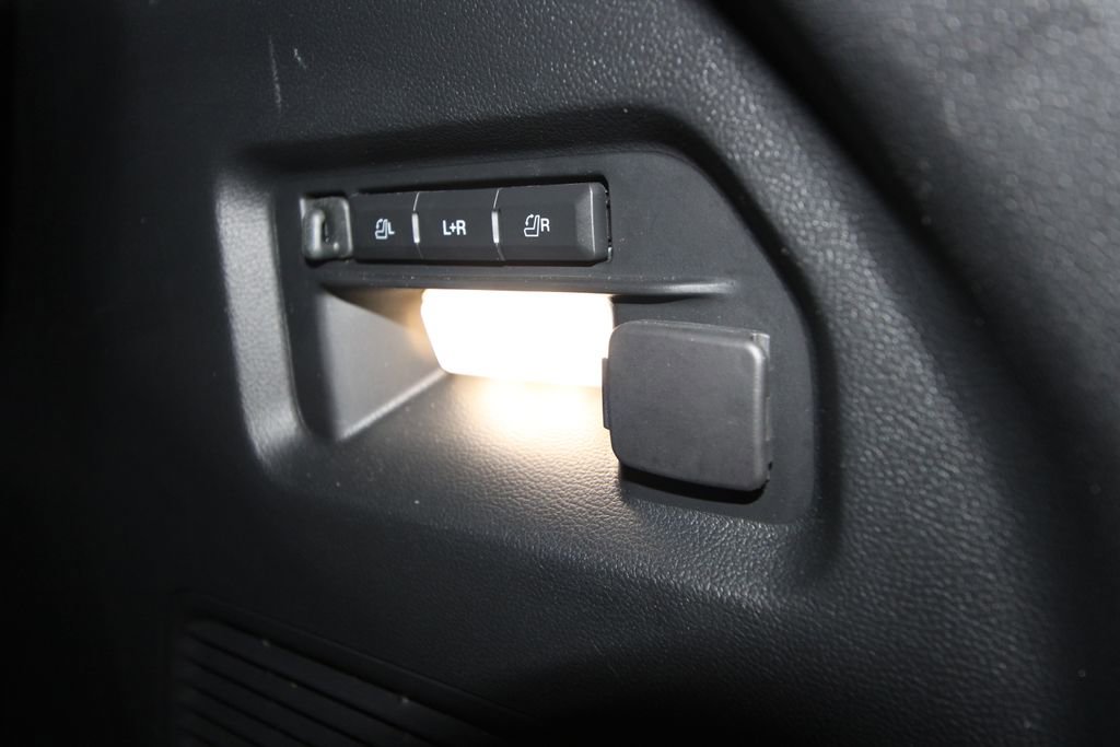 Used 2022 Ford Explorer Limited w/ Equipment Group 301A image 44