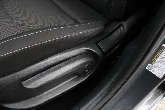 Used 2023 Kia Forte LXS w/ LXS Technology Package FWD image 5