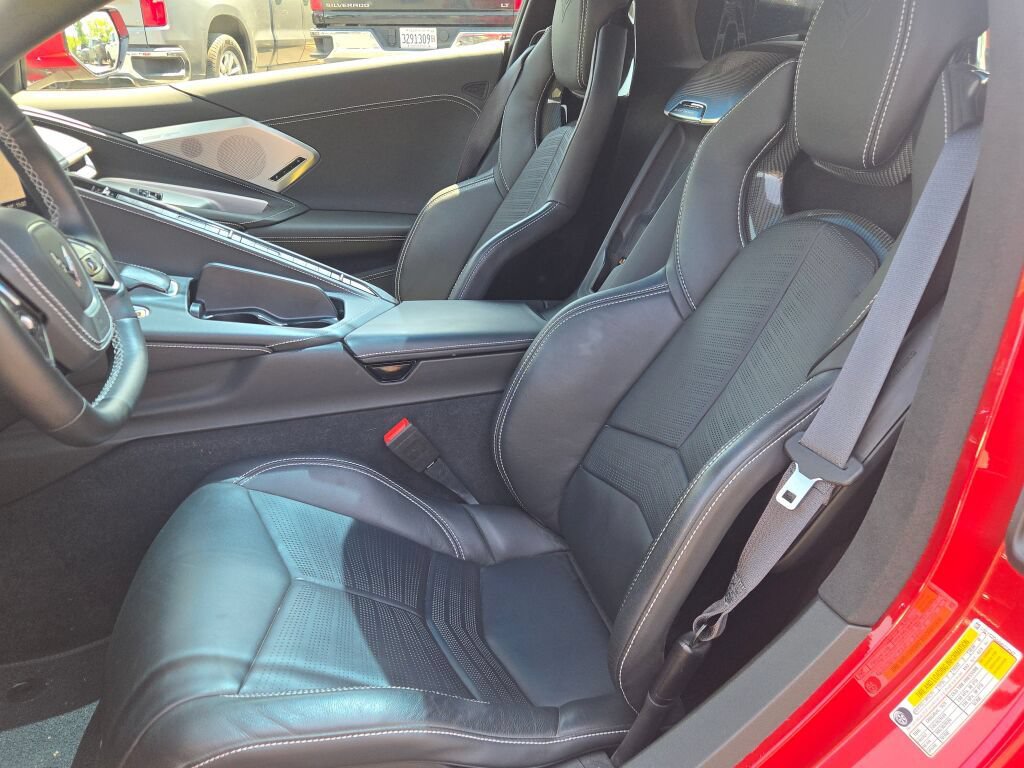 Certified 2021 Chevrolet Corvette Stingray Premium Cpe w/ Z51 Performance Package RWD image 23