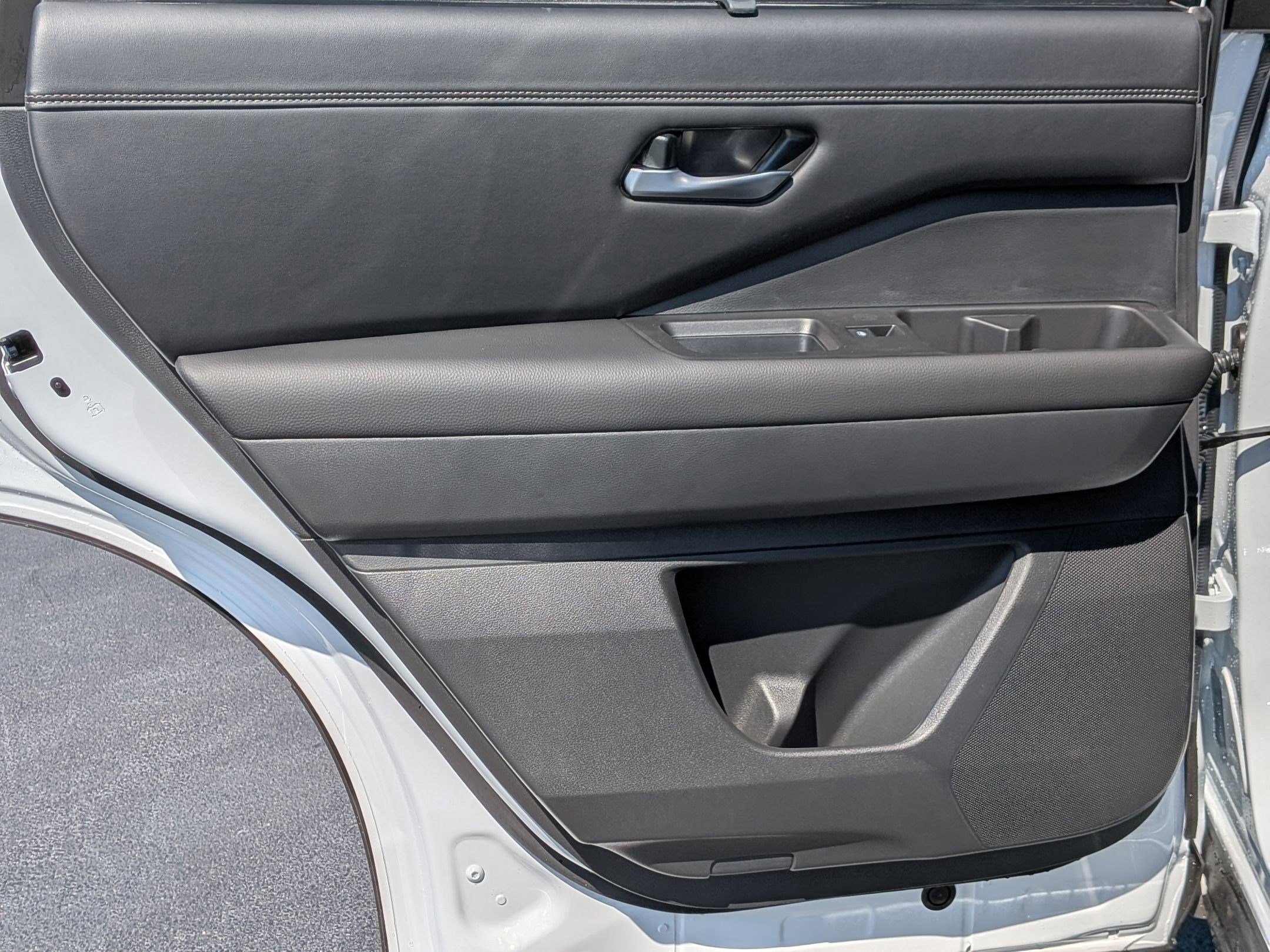 New 2026 Nissan Pathfinder Platinum FWD image 24
