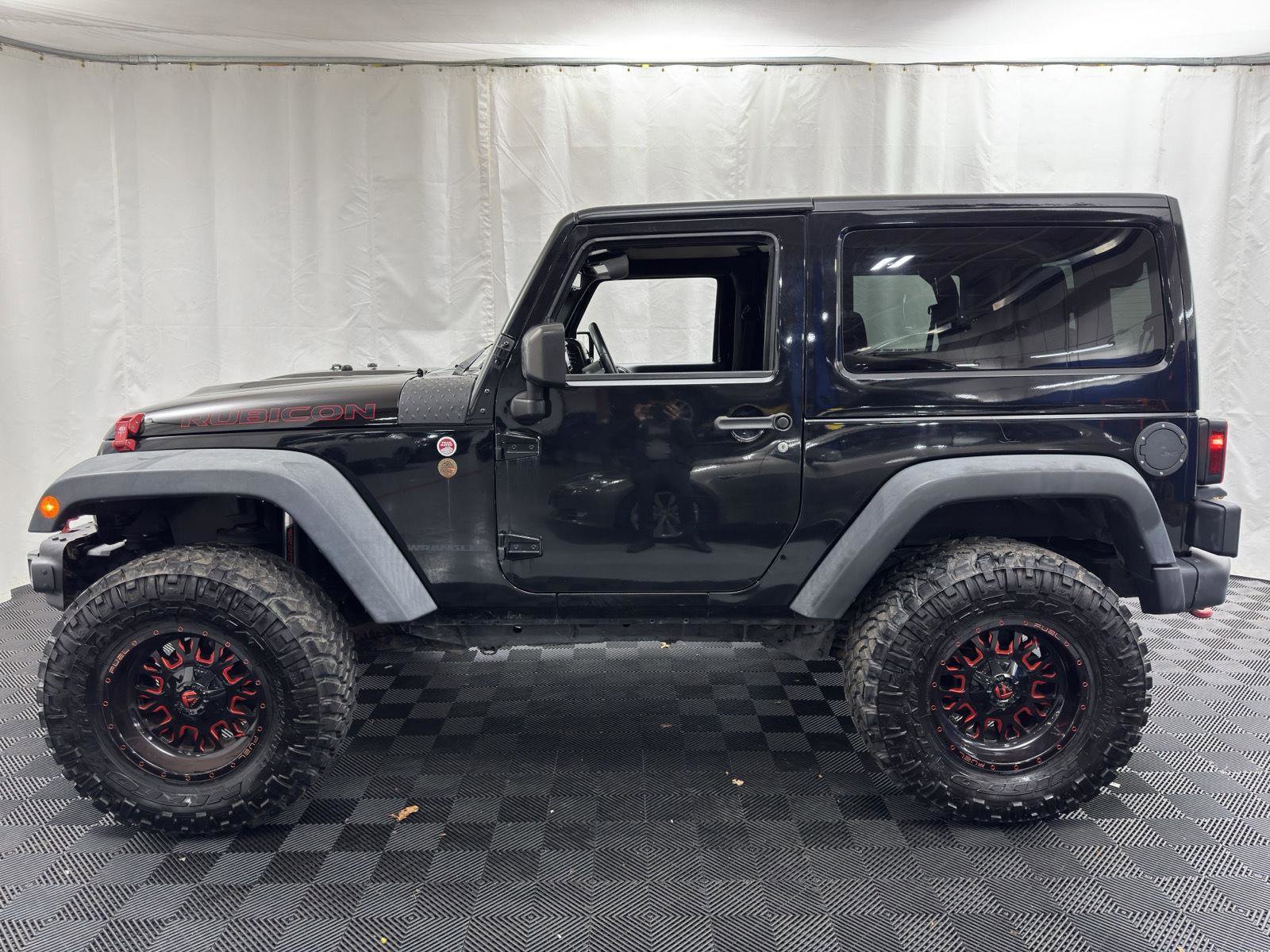 Used 2014 Jeep Wrangler Rubicon image 4