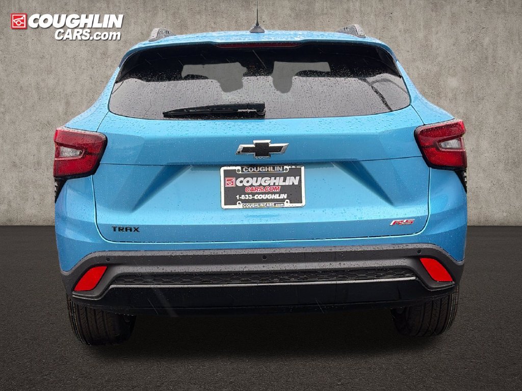 New 2026 Chevrolet Trax RS w/ Sunroof Package FWD image 5
