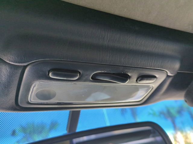 Used 2001 Toyota Solara Convertible FWD image 24