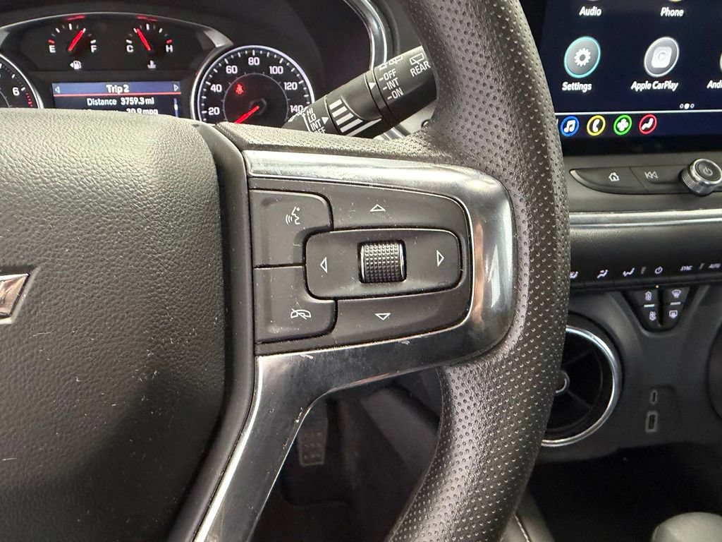 Used 2025 Chevrolet Blazer LT AWD/4WD image 38