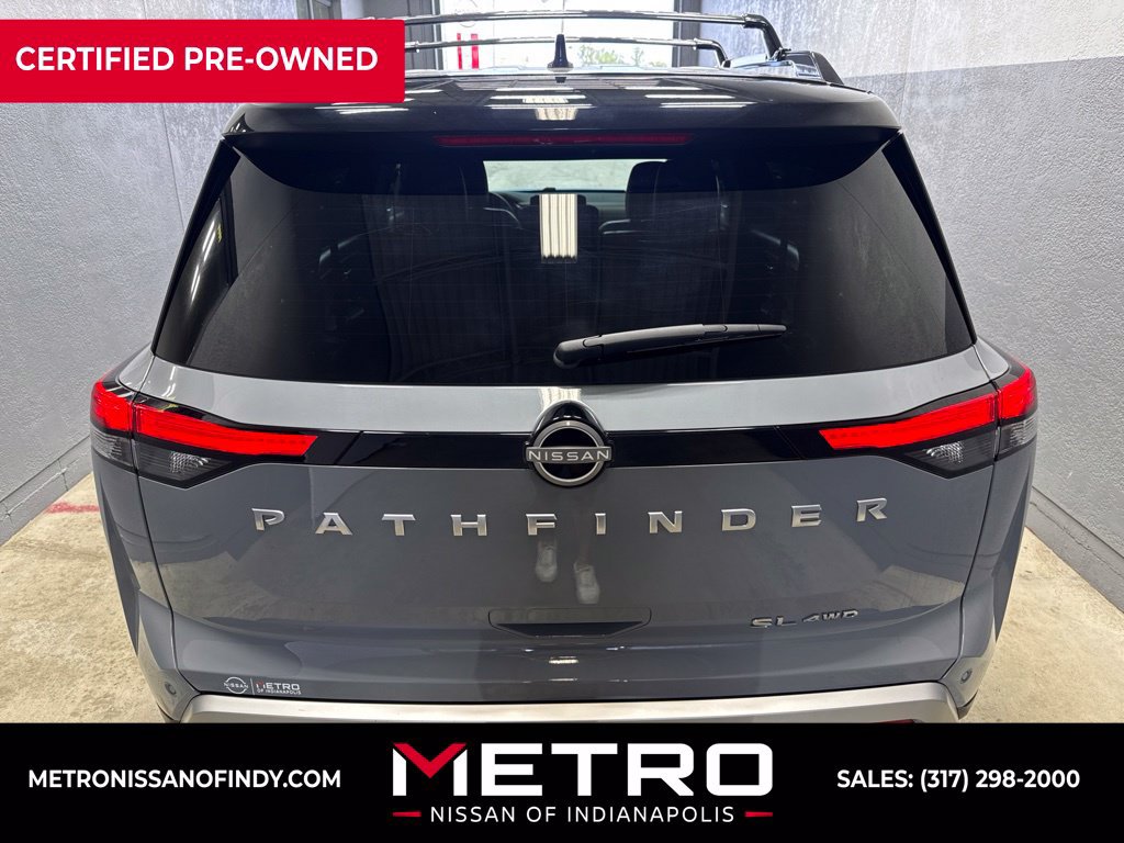 Used 2023 Nissan Pathfinder SL AWD/4WD image 7