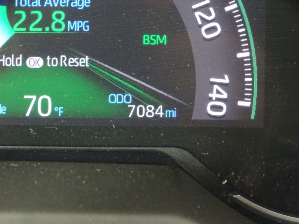 Used 2019 Toyota RAV4 Limited image 41