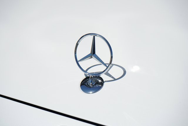 New 2025 Mercedes-Benz S 580 4MATIC Sedan image 12