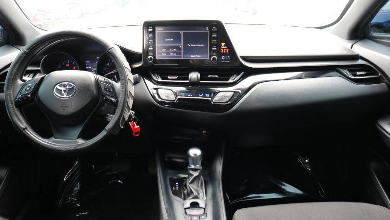 Used 2019 Toyota C-HR LE image 12