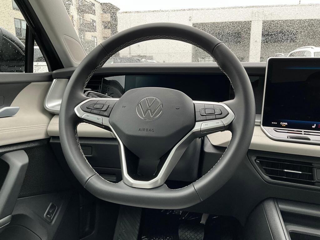 New 2026 Volkswagen Tiguan SE AWD/4WD image 21