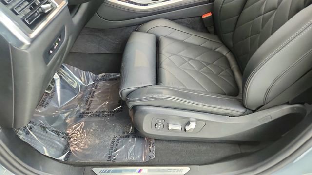 Used 2025 BMW X5 xDrive40i w/ M Sport Package image 35