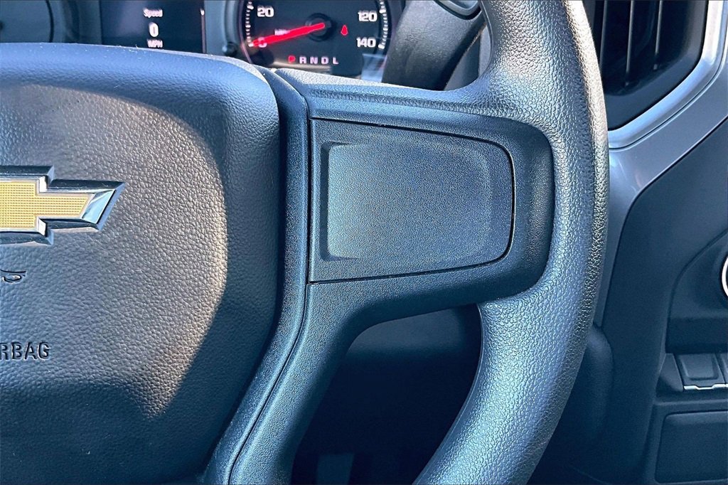 Used 2025 Chevrolet Silverado 1500 W/T w/ Trailering Package image 7