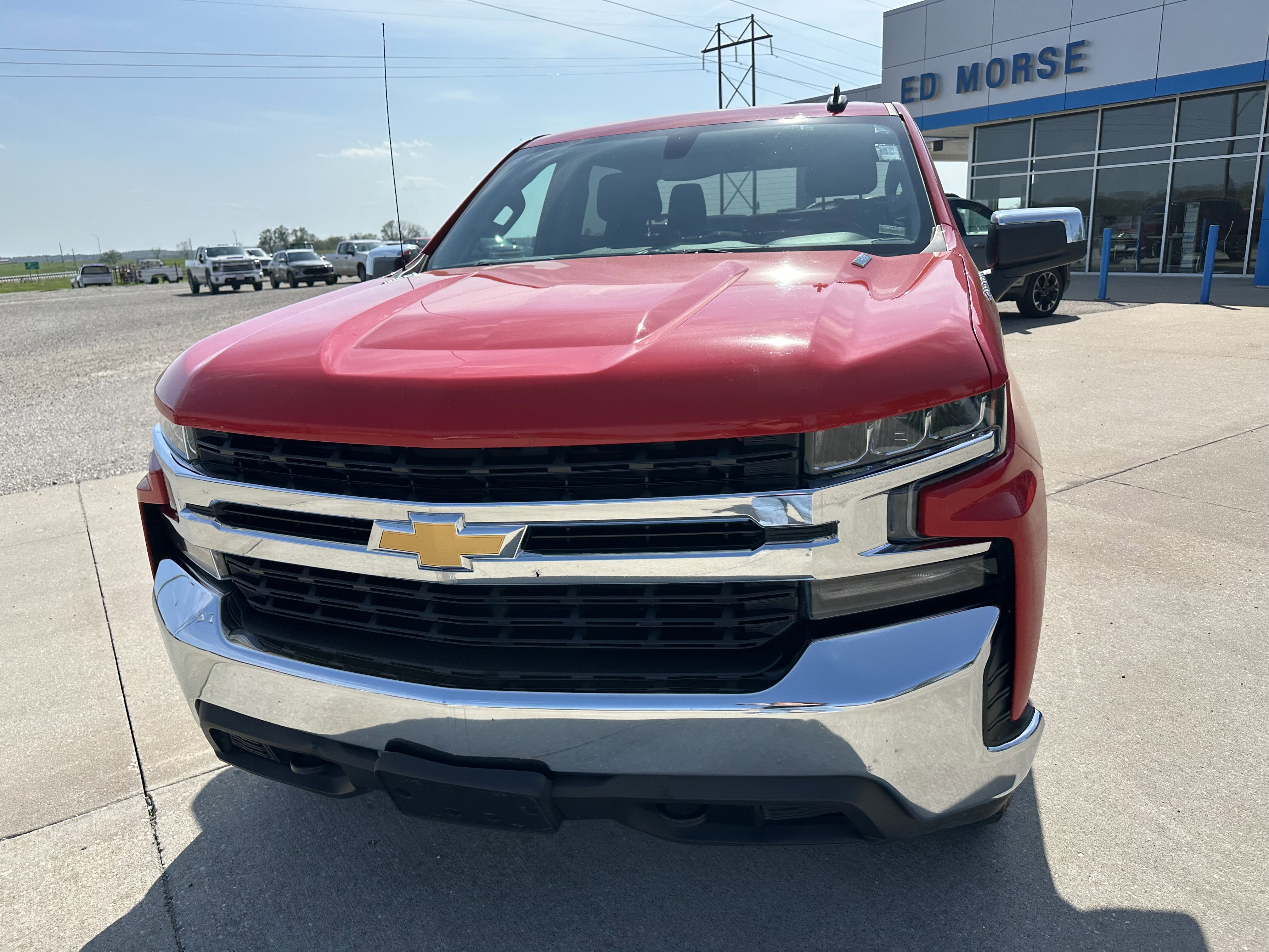 Used 2021 Chevrolet Silverado 1500 LT AWD/4WD image 6