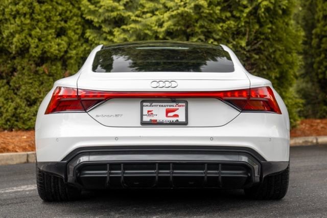 Used 2022 Audi e-tron GT Premium Plus AWD/4WD image 21