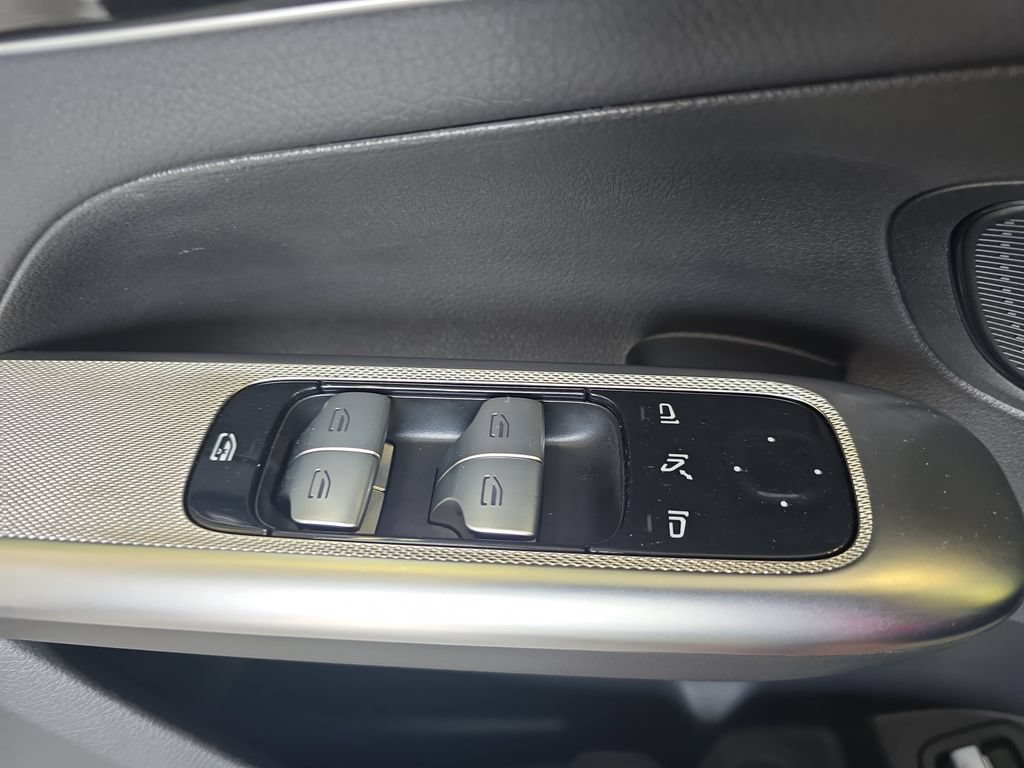 Certified 2026 Mercedes-Benz GLC 300 4MATIC image 31