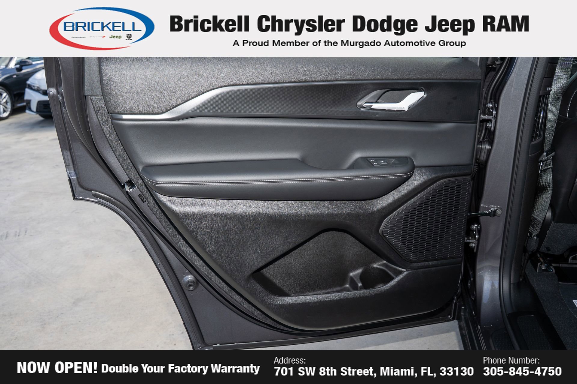 New 2025 Jeep Grand Cherokee L Altitude image 13