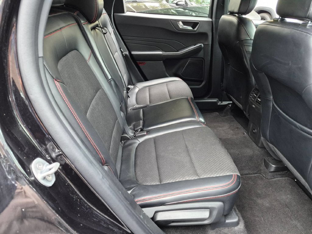 Used 2025 Ford Escape ST-Line FWD image 27