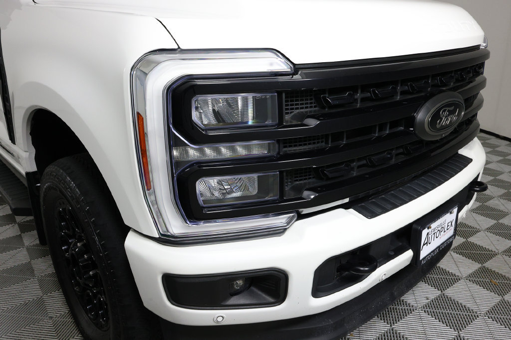 Used 2023 Ford F250 Lariat w/ Lariat Ultimate Package AWD/4WD image 40