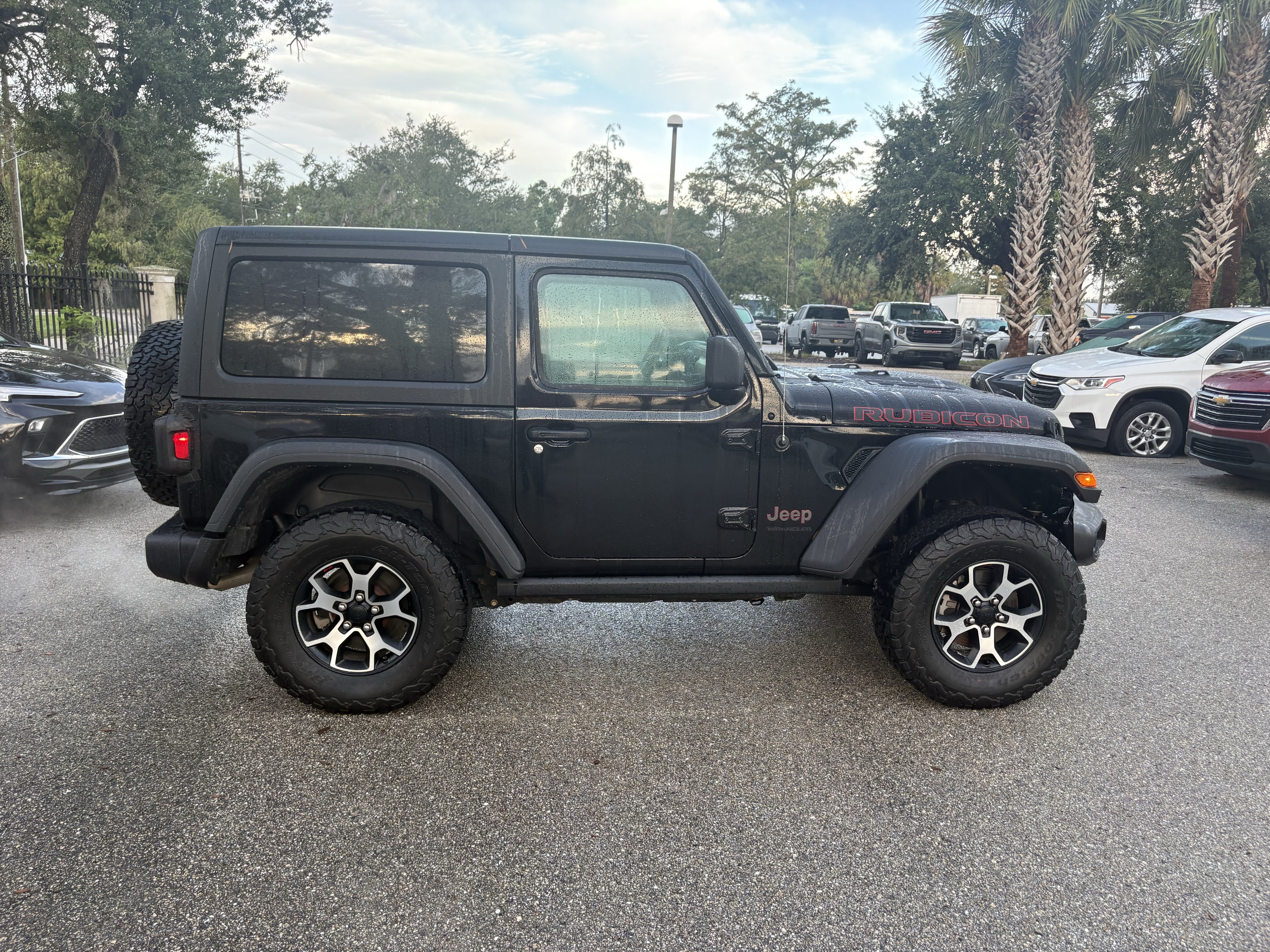 Used 2019 Jeep Wrangler Rubicon w/ Cold Weather Group AWD/4WD image 8