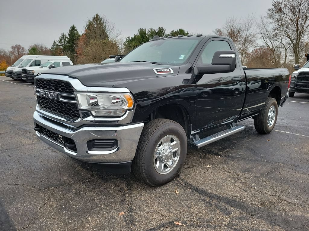 New 2024 RAM 2500 Tradesman w/ Safety Group AWD/4WD video 2