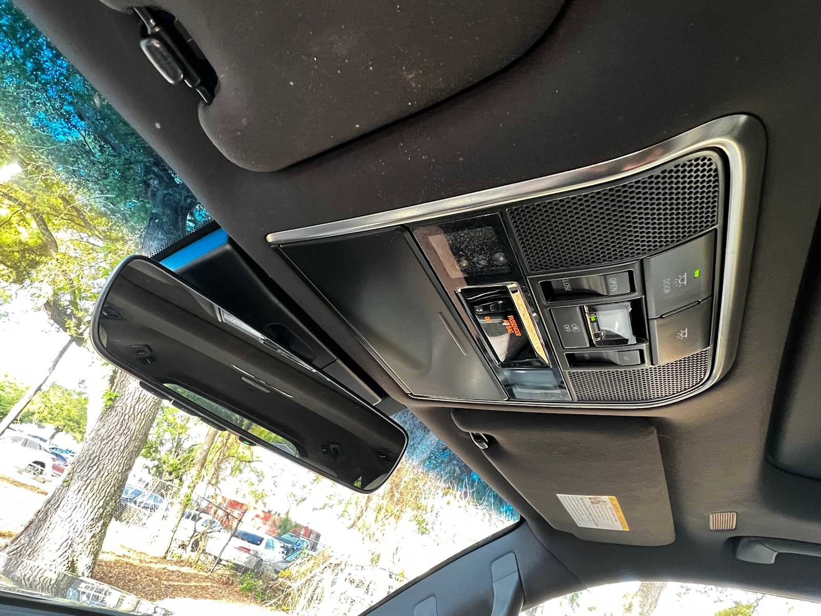 Used 2022 Lexus LX 600 4WD w/ Appearance Package image 29