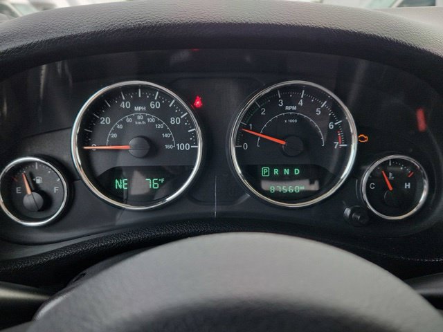 Used 2018 Jeep Wrangler Unlimited Sahara AWD/4WD image 26