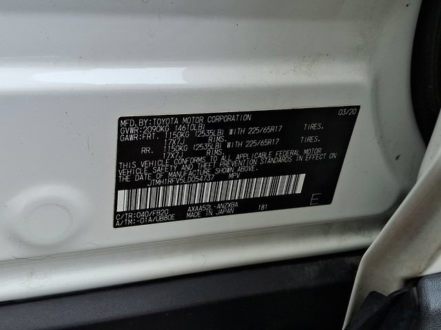 Used 2020 Toyota RAV4 LE w/ Carpet Mat Package FWD image 28
