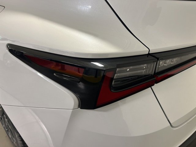 Used 2023 Lexus IS 350 F Sport w/ Memory Package image 34