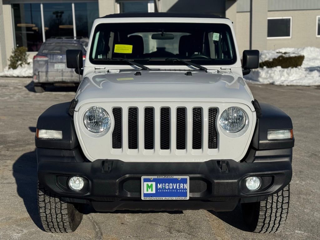 Used 2018 Jeep Wrangler Unlimited Sport image 9