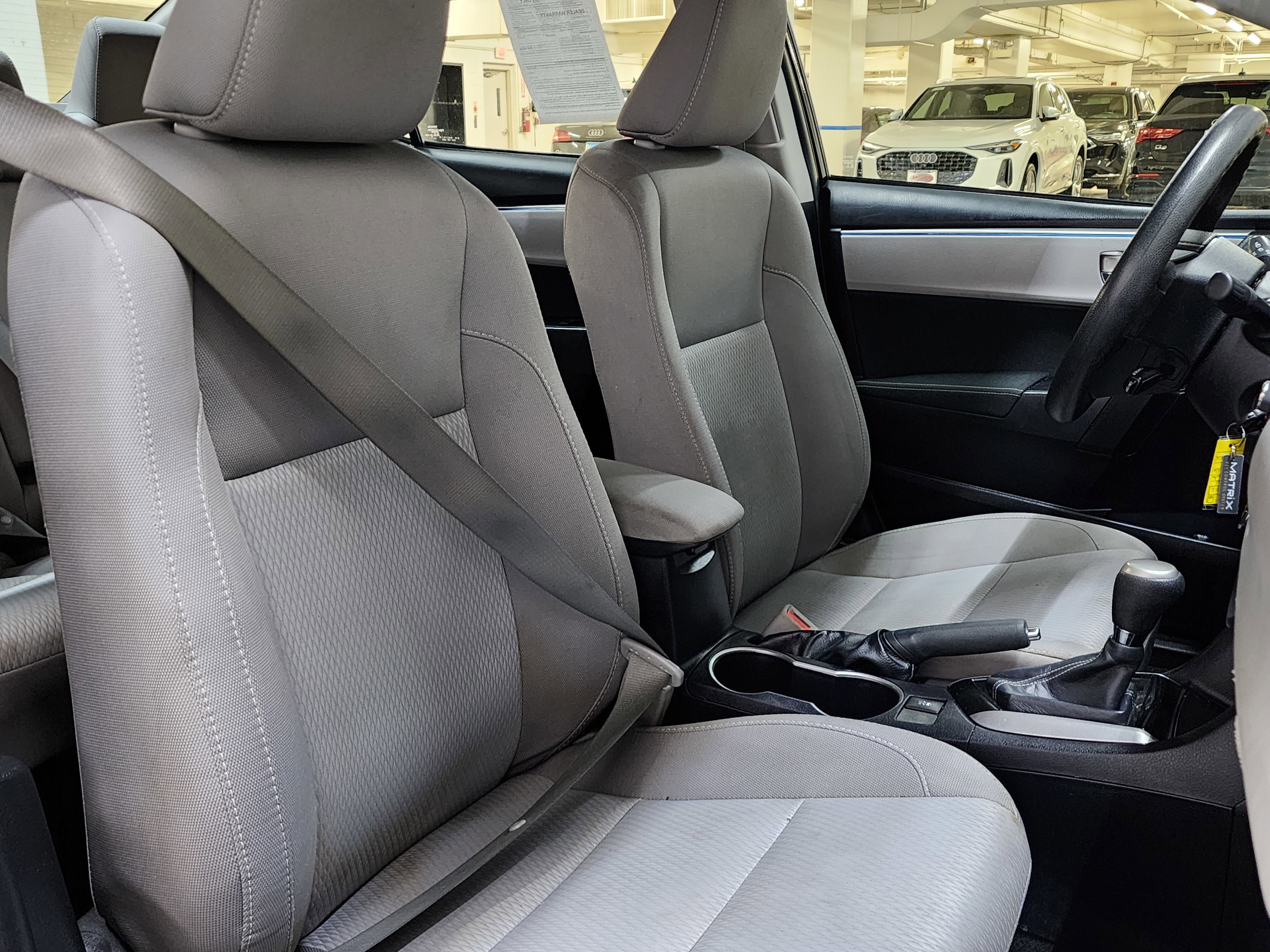 Used 2016 Toyota Corolla LE image 23