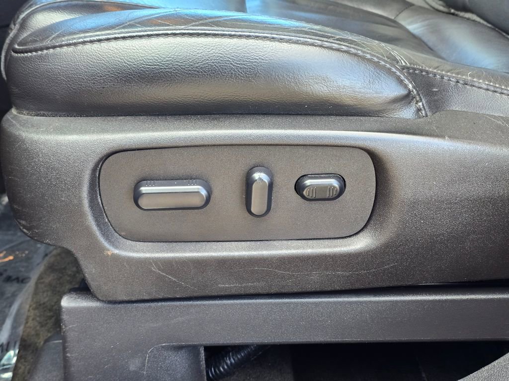 Used 2015 Ford Explorer Limited image 24