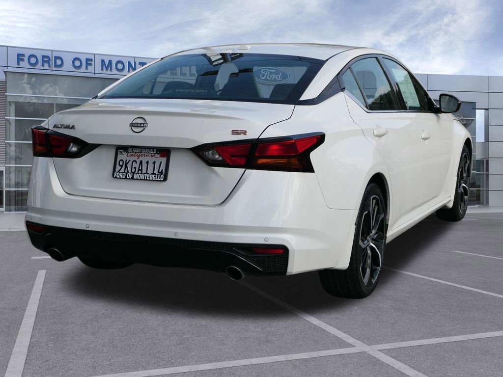 Used 2024 Nissan Altima 2.5 SR FWD image 4