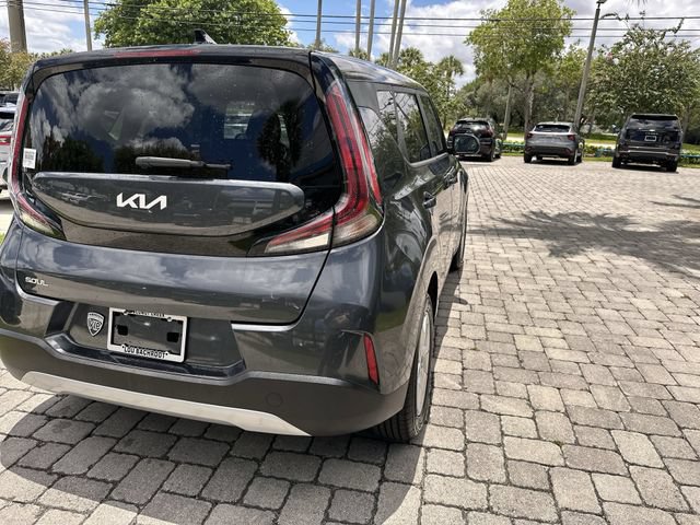 Used 2024 Kia Soul LX w/ Option Group 015 FWD image 38
