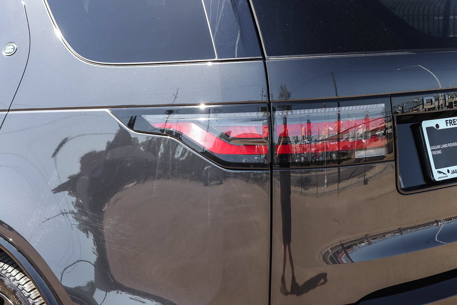 New 2026 Land Rover Discovery Dynamic SE AWD/4WD image 11
