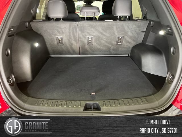 Used 2026 GMC Terrain AT4 AWD/4WD image 26