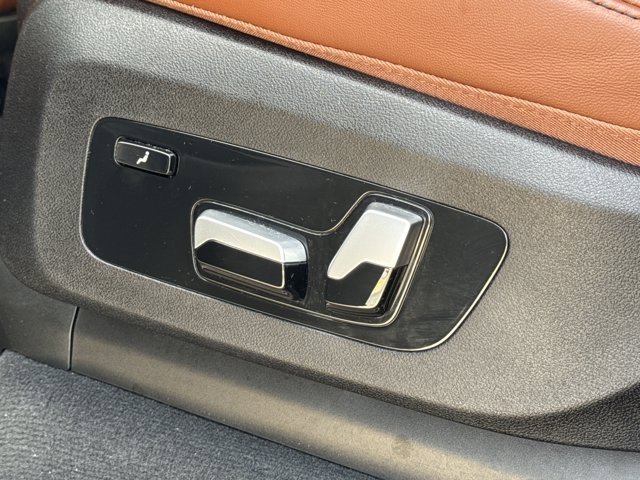 Certified 2023 BMW X7 xDrive40i w/ M Sport Package image 44