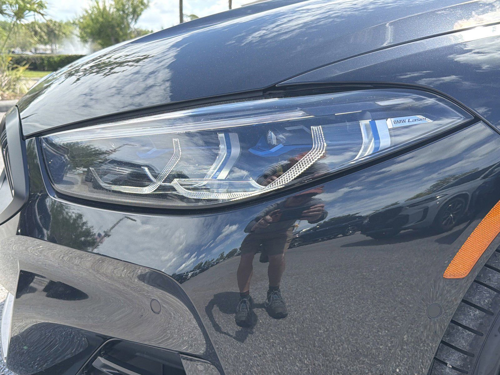 Certified 2023 BMW M850i xDrive Coupe w/ M Carbon Exterior Package AWD/4WD image 9