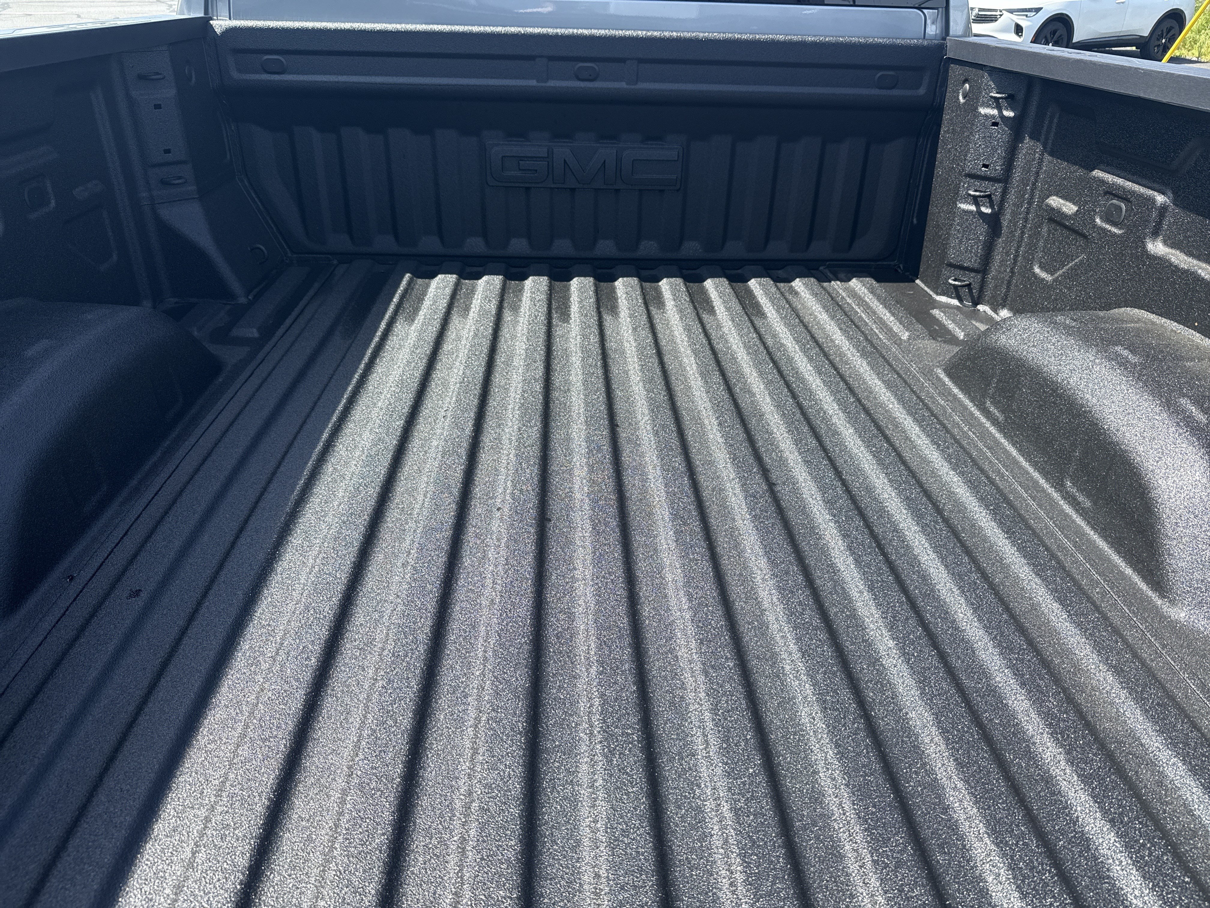 New 2026 GMC Sierra 2500 SLT AWD/4WD image 5