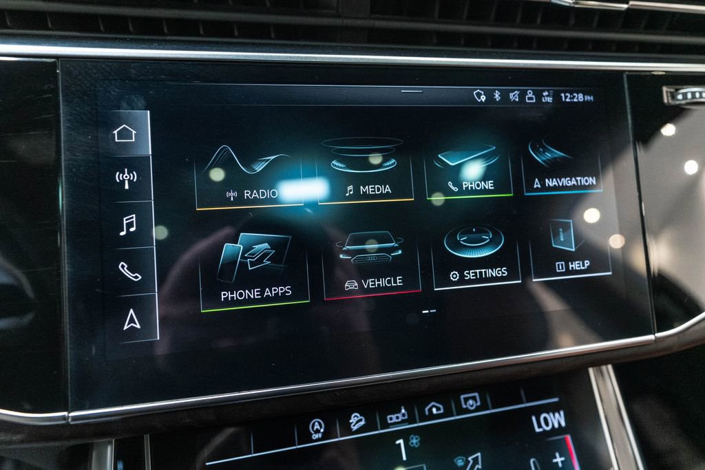 Used 2020 Audi Q7 3.0T Premium Plus image 30