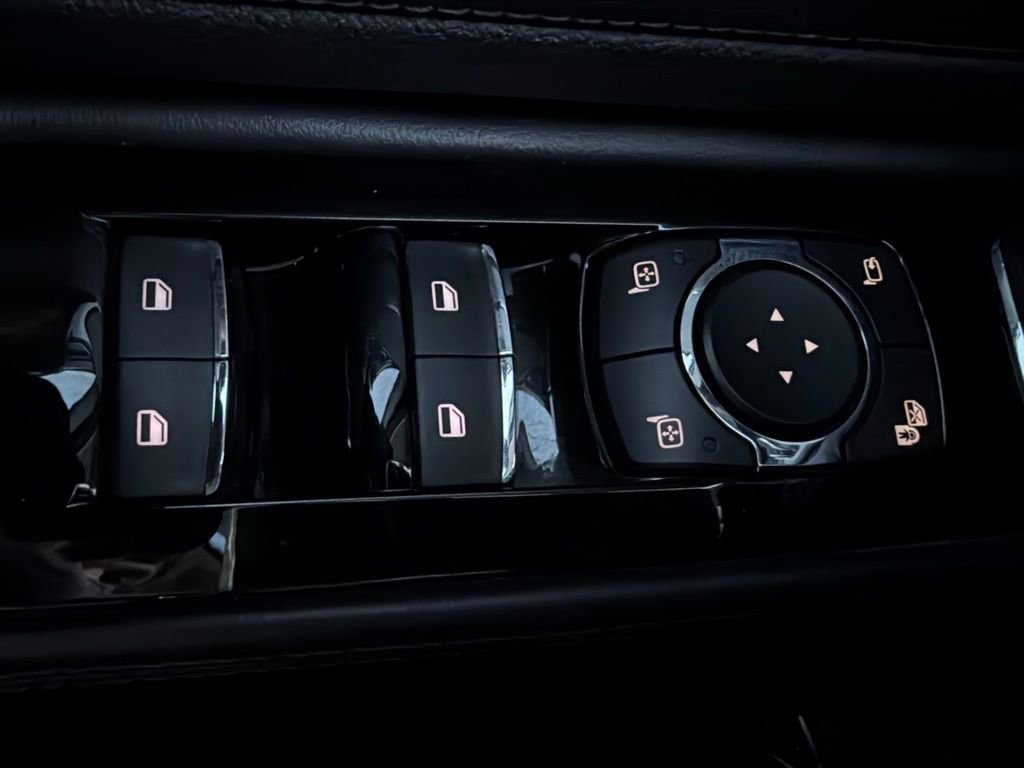 Used 2023 Lincoln Aviator AWD w/ Premium Package image 25