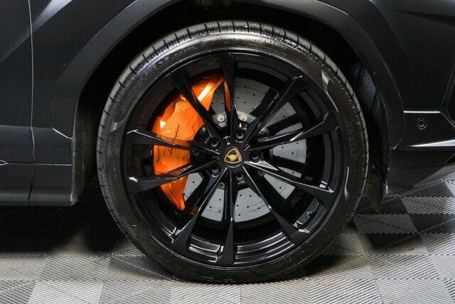 Used 2024 Lamborghini Urus S AWD/4WD image 6