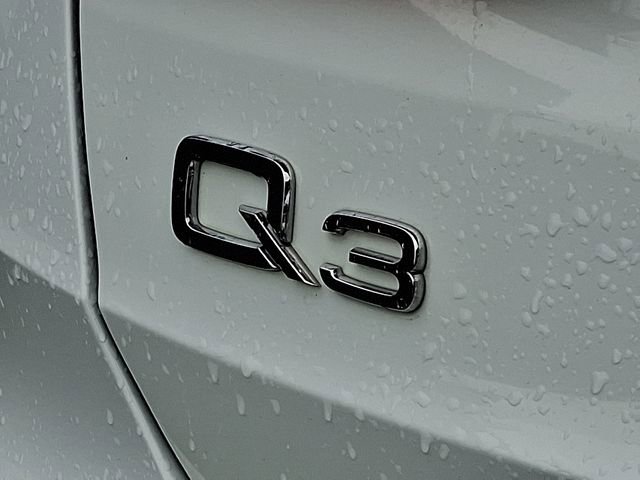 Used 2022 Audi Q3 2.0T Premium AWD/4WD image 31