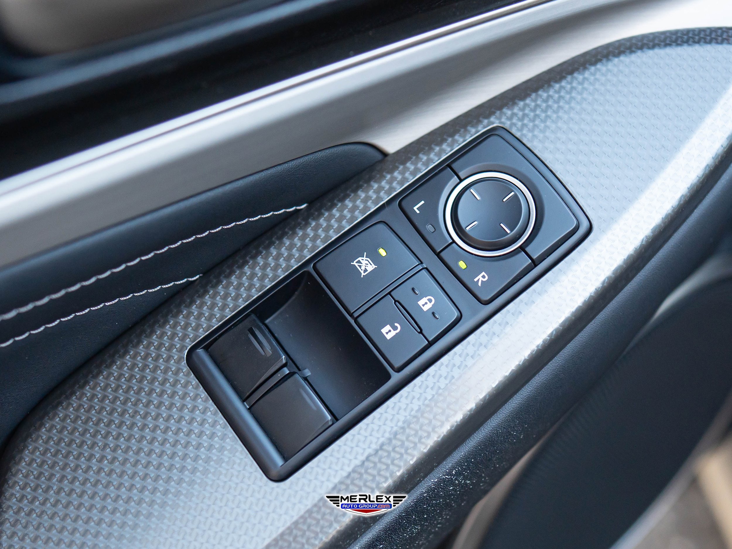 Used 2015 Lexus RC 350 w/ F Sport w/Summer Tires image 38
