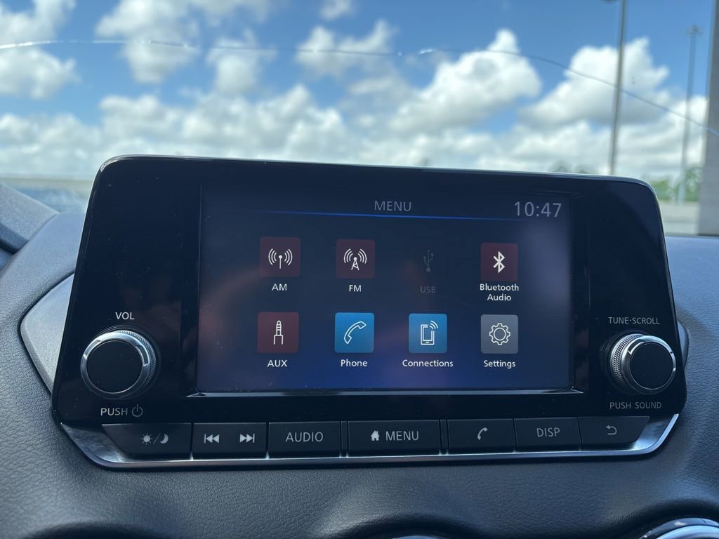 Used 2023 Nissan Sentra S image 19