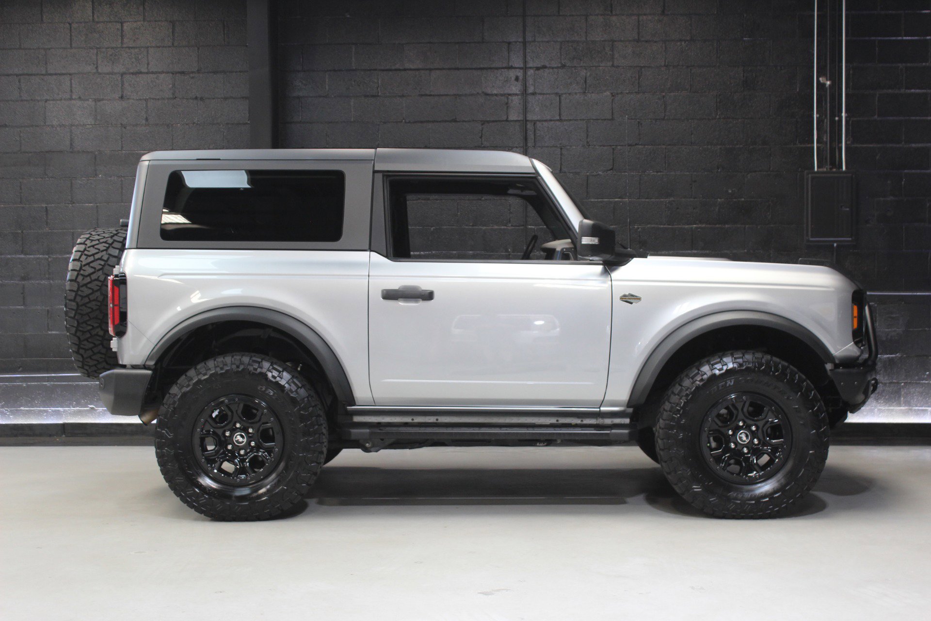 Used 2022 Ford Bronco Wildtrak image 15