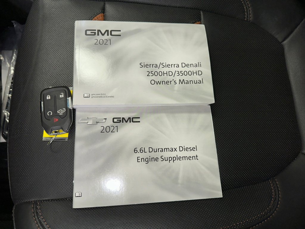 Certified 2021 GMC Sierra 2500 AT4 w/ AT4 Premium Plus Package image 19