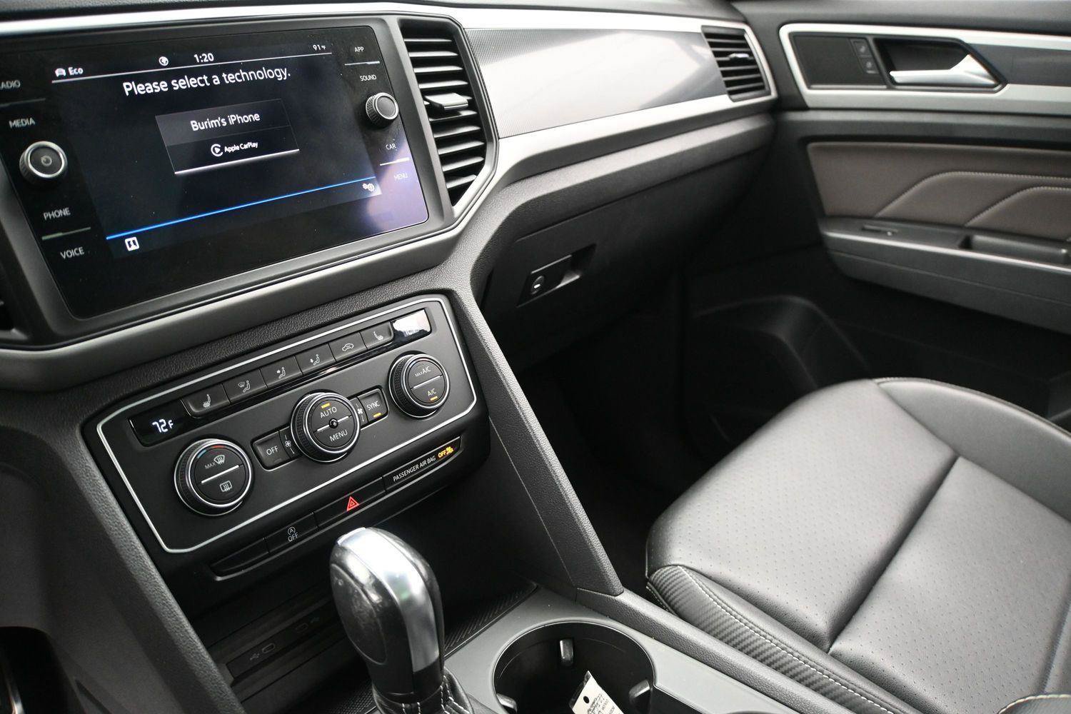 Used 2021 Volkswagen Atlas Cross Sport SE w/ Panoramic Sunroof Package AWD/4WD image 4