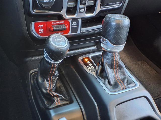 Used 2022 Jeep Gladiator Mojave w/ Safety Group image 13