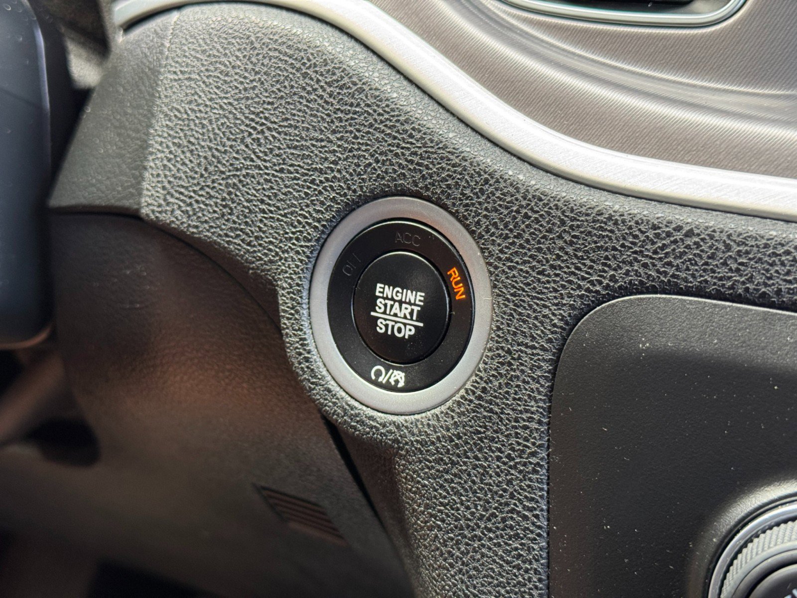 Used 2020 Dodge Charger Scat Pack RWD image 23