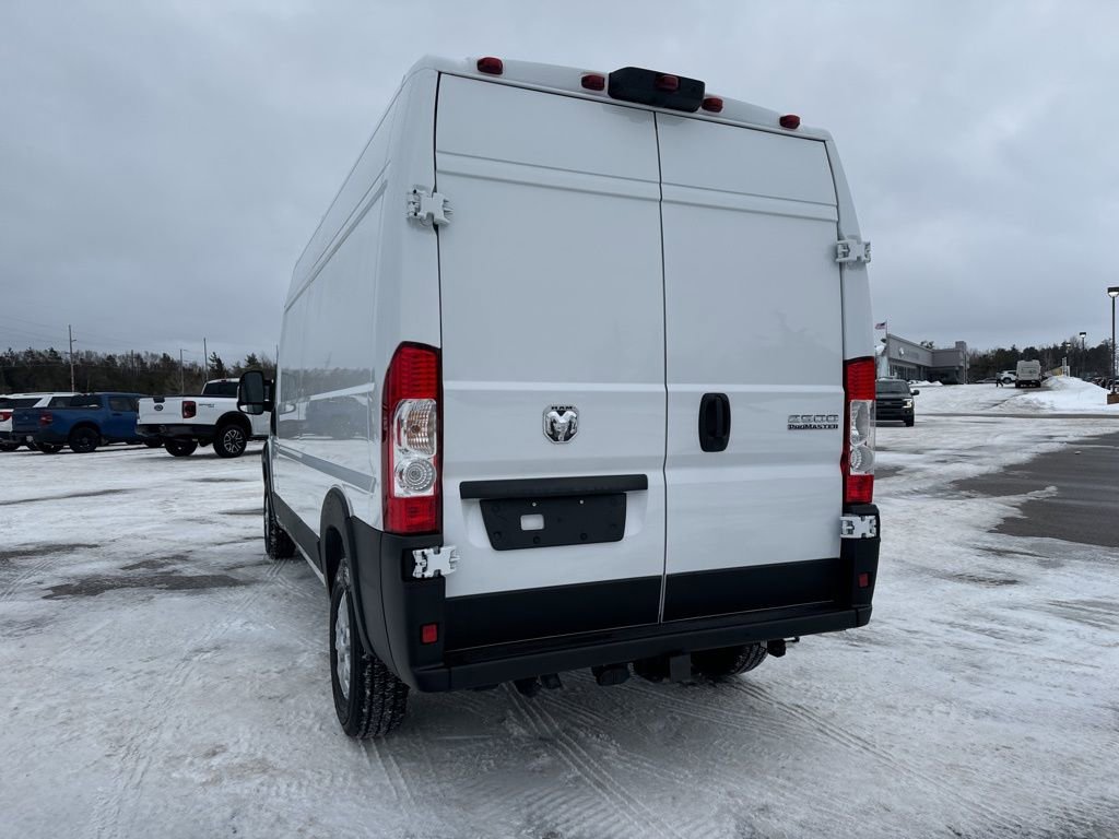 New 2026 RAM ProMaster 2500 w/ Quick Order Package 22G SLT image 13